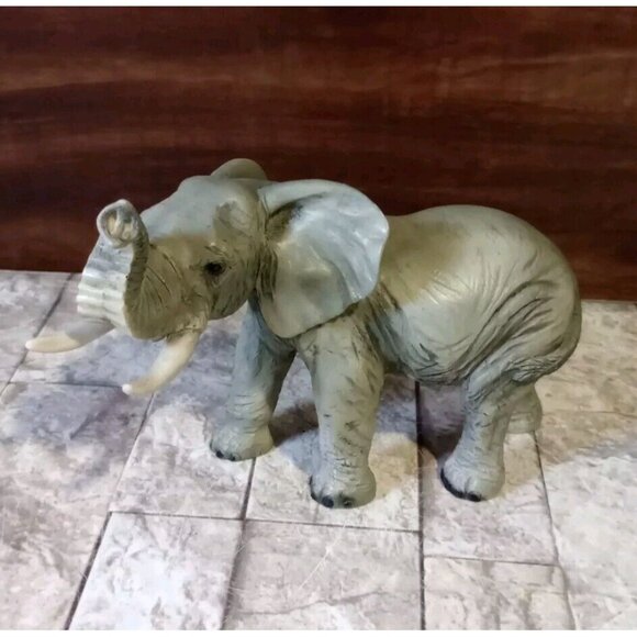 Castagna Original Elaphant Standing Figurine Trunk Up Made In Italy 1988 Vtg - Picture 7 of 9